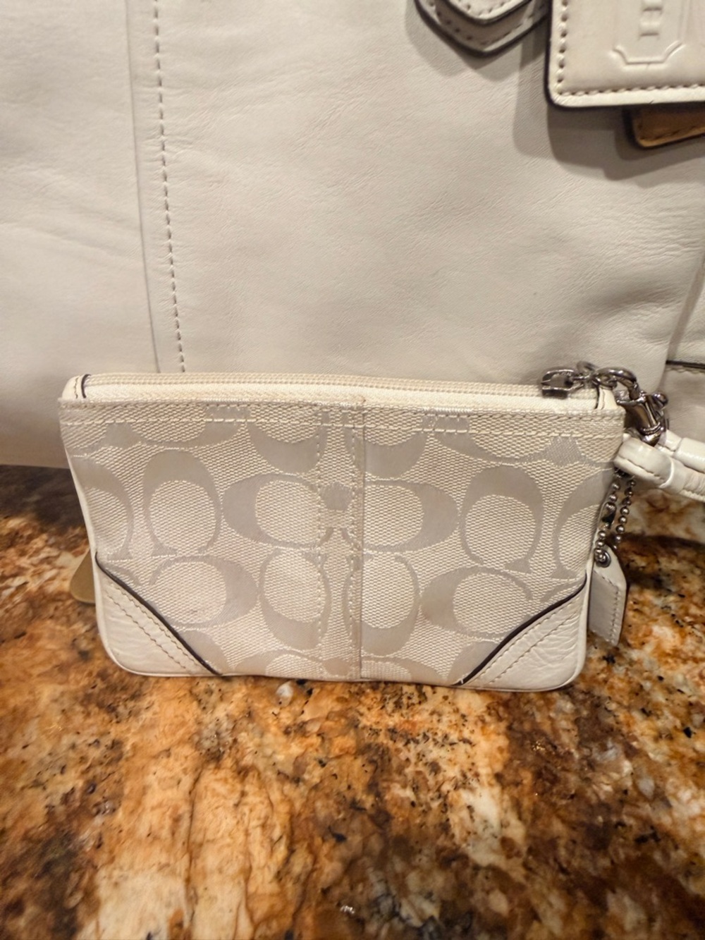 Coach Chelsea Jayden Carryall + Signature Wristlet Bundle circa 2012 - Picture 7 of 11